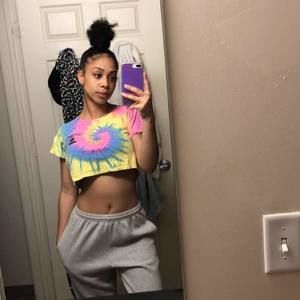 Meet your Posher, Kaylaa